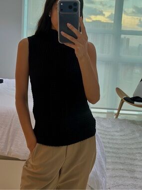 Zara Black Sleeveless Mock Neck Tank Top